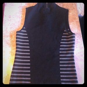 WHBM sleeveless zipper back shirt